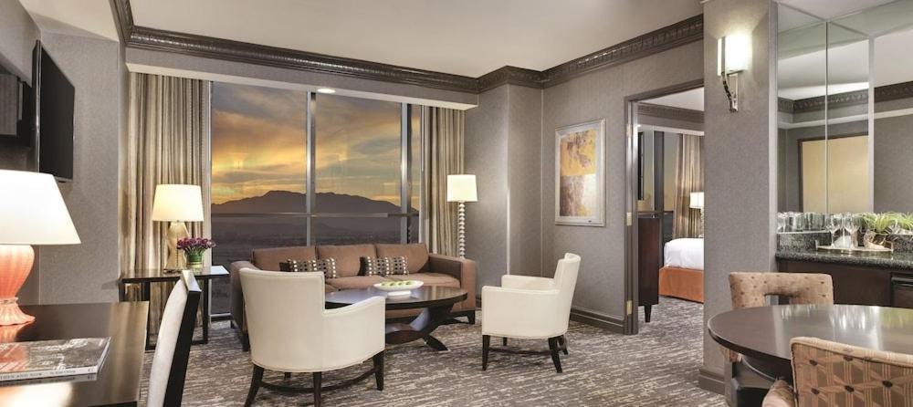 Luxor Hotel & Casino By Suiteness Las Vegas Exteriér fotografie